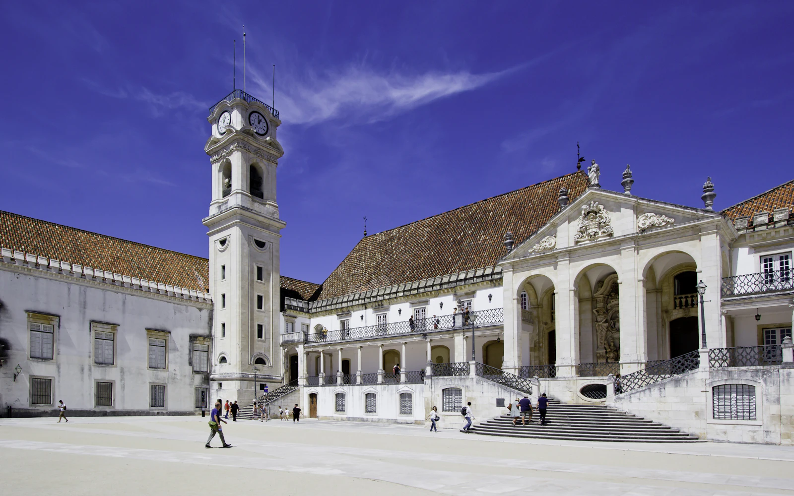 University and Paço das Escolas