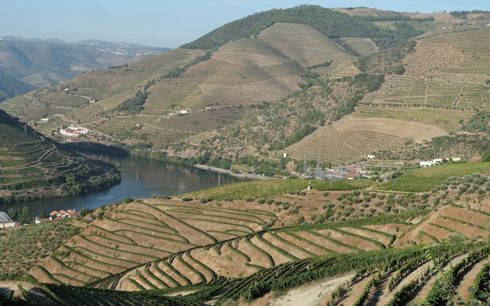 Villages and quintas